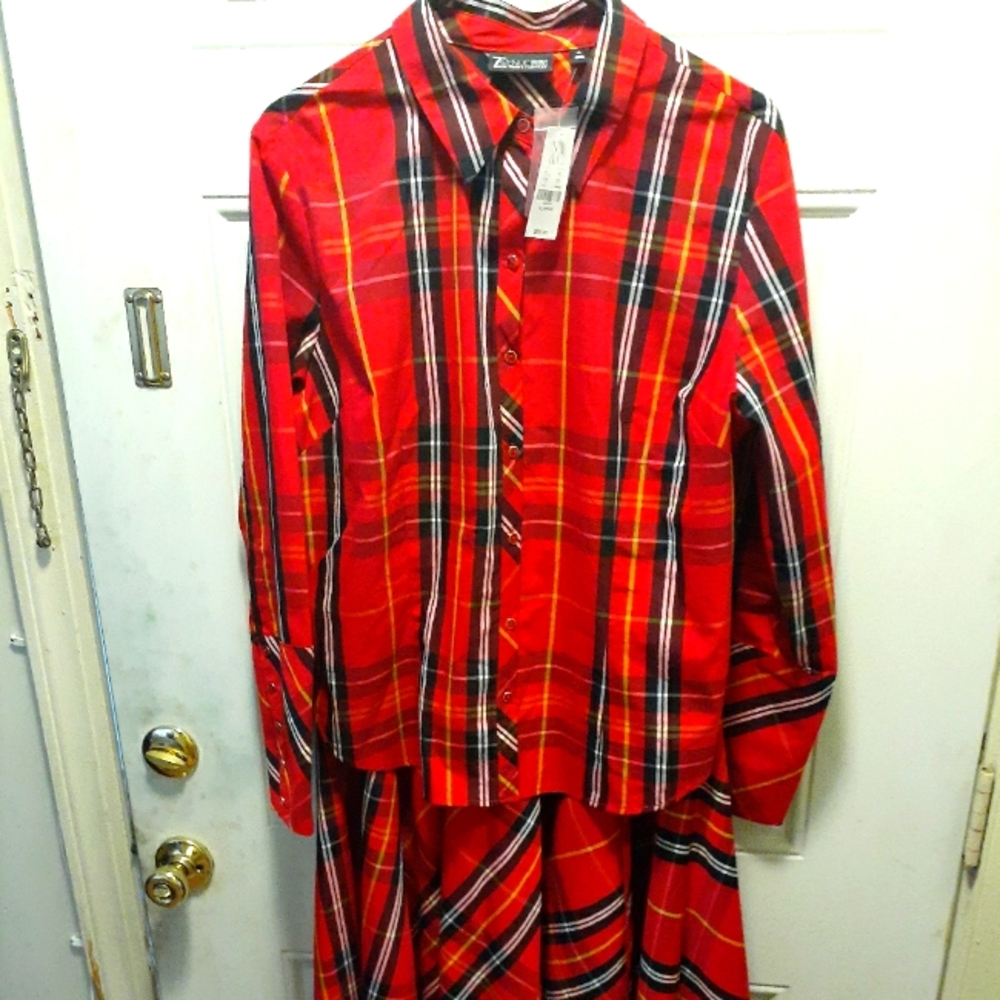 Asymmetric red striped top size XL